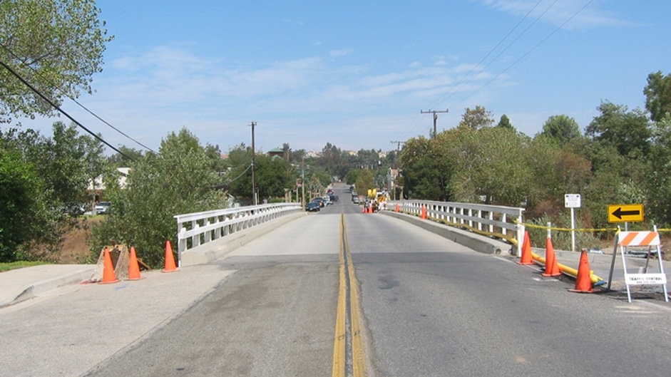 Main Street Bridge over Murrieta Creek