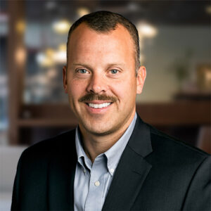 Mike Saunders headshot