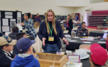 Kleinfelder wildlife biologist Maia Lipschutz presented at Tuolumne County Schools Dinner with a Scientist