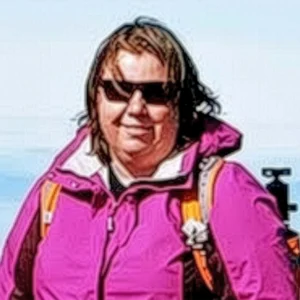 Anne Canoun headshot