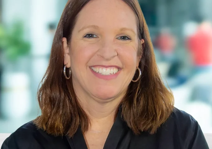 Heather Collins headshot