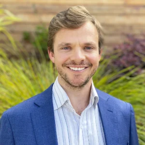Thomas Minter headshot